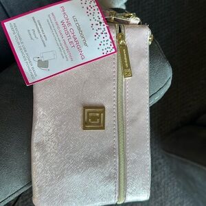 LIZ CLAIBORNE POWER BANK PHONE CHARGING WALLET 📱